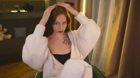 Molly online show from 11-21-25, 03:00