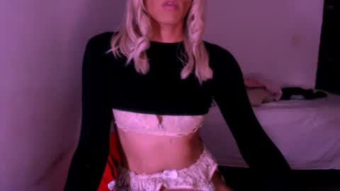 Chiara online show from 04-01-26, 02:23