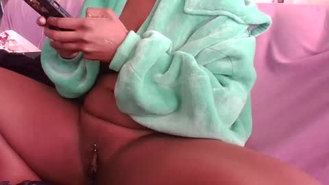 Snapshot of xxxdanidoomsdayxxx chatting on 03-11-25, 08:53 Danielle online show from 03-11-25, 08:53