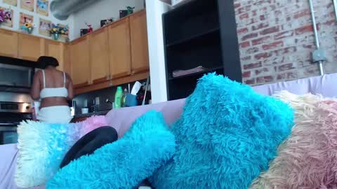 Snapshot of xxxdanidoomsdayxxx chatting on 09-23-25, 07:39 Danielle online show from 09-23-25, 07:39