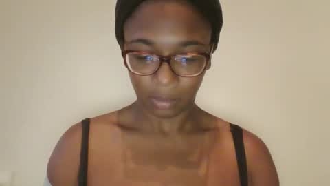 Danielle online show from 11-26-25, 10:00