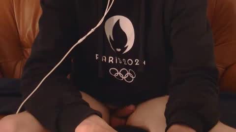 xxxen77 online show from 05-17-26, 08:05