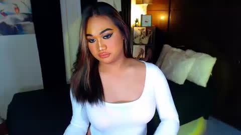 OLIVIA online show from 12-07-24, 05:53