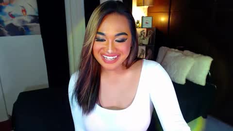 OLIVIA online show from 12-08-24, 02:28