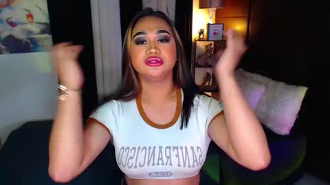 OLIVIA online show from 12-21-24, 07:27