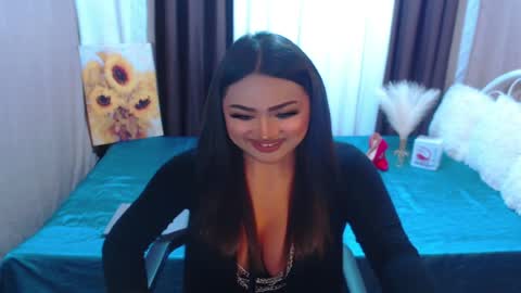 OLIVIA online show from 05-02-26, 06:02