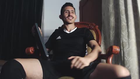 Snapshot of xxxhome_alonexxx chatting on 02-17-25, 08:04 Kev online show from 02-17-25, 08:04