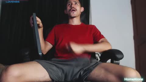 Snapshot of xxxhome_alonexxx chatting on 03-10-25, 10:55 Kev online show from 03-10-25, 10:55