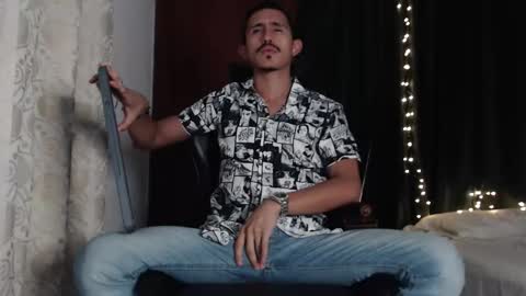 Snapshot of xxxhome_alonexxx chatting on 09-21-25, 07:59 Kev online show from 09-21-25, 07:59