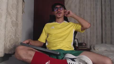 Snapshot of xxxhome_alonexxx chatting on 09-23-25, 07:50 Kev online show from 09-23-25, 07:50