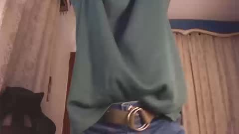 Snapshot of xxxhome_alonexxx chatting on 10-16-25, 10:00 Kev online show from 10-16-25, 10:00