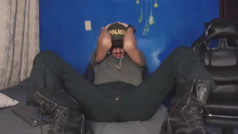 Snapshot of xxxhome_alonexxx chatting on 10-24-25, 07:21 Kev online show from 10-24-25, 07:21