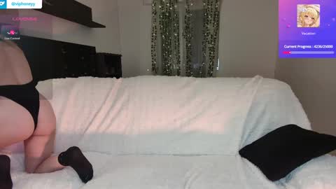 Snapshot of xxxhoneyxx chatting on 02-18-25, 10:58 Onlyfanz online show from 02-18-25, 10:58