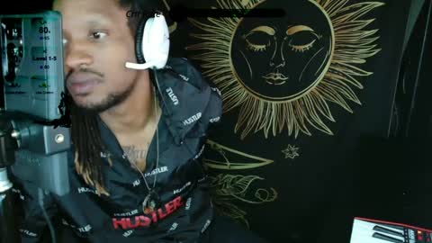 Snapshot of xxxjrstrokesxxx chatting on 02-02-25, 09:30 xxxjrstrokesxxx online show from 02-02-25, 09:30