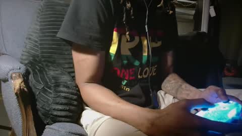 xxxjrstrokesxxx online show from 02-12-26, 12:38