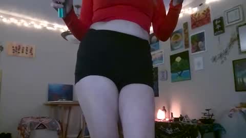 Lola online show from 12-14-25, 03:23