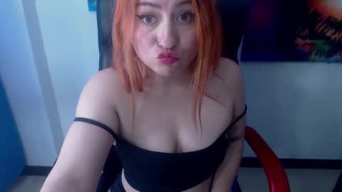 Snapshot of xxxmiasexyyhotttxxx chatting on 01-28-25, 03:46 MIA HOT online show from 01-28-25, 03:46
