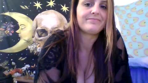 Misti online show from 10-11-25, 05:28