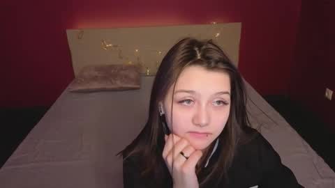 Snapshot of xxxnaughtyfoxxx chatting on 03-02-26, 09:27 foxy online show from 03-02-26, 09:27