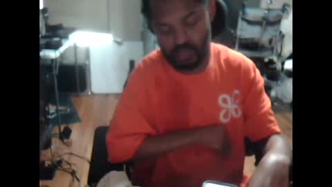 xxxonwheelz online show from 09-23-25, 06:44