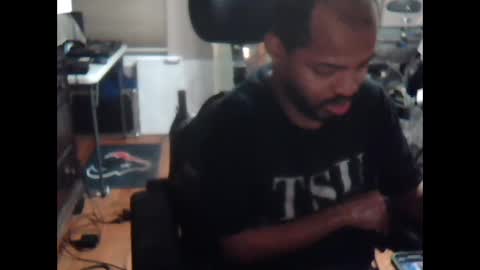 xxxonwheelz online show from 11-07-25, 06:35