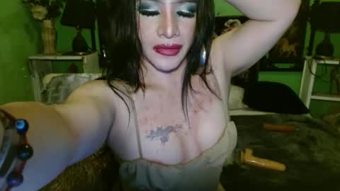 Snapshot of xxxpamelabombxxx chatting on 10-16-25, 03:24 PAMPAM online show from 10-16-25, 03:24