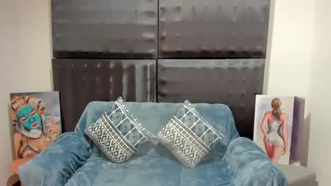 Snapshot of xxxsarita_cute chatting on 02-16-25, 05:04 Sara online show from 02-16-25, 05:04