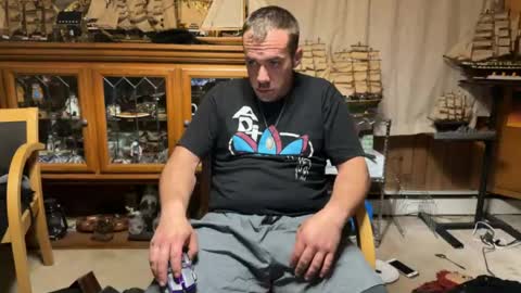 ScubaSteve online show from 05-10-26, 01:11