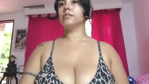 Snapshot of xxxtatianabustyxxx chatting on 04-30-26, 06:25 xxxtatianabustyxxx online show from 04-30-26, 06:25
