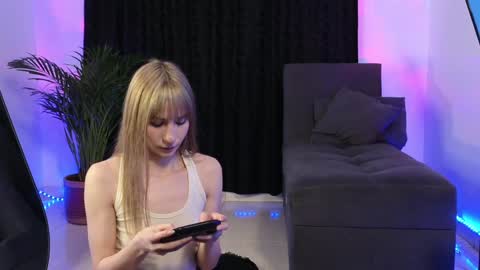 July and Fer online show from 12-28-24, 07:11