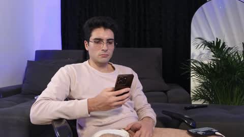 July and Fer online show from 01-16-25, 09:37