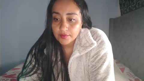 Lunhaa   online show from 09-13-25, 10:26