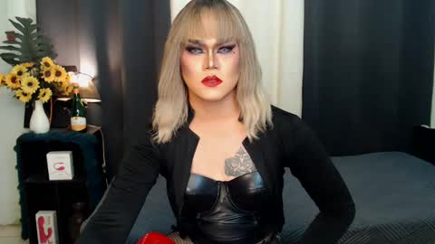 QueenMarina online show from 12-24-24, 07:55