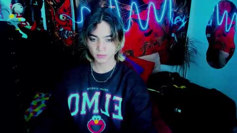 Snapshot of xzerox_ chatting on 09-24-25, 07:44 xzerox_ online show from 09-24-25, 07:44