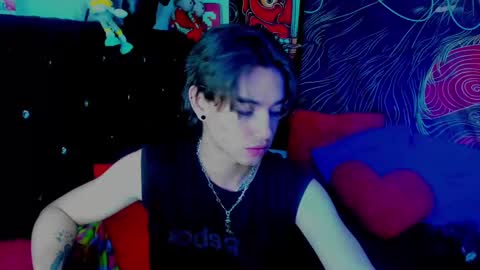 Snapshot of xzerox_ chatting on 10-22-25, 01:39 xzerox_ online show from 10-22-25, 01:39