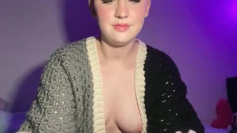 Snapshot of y0uvebeenjinxed chatting on 11-03-25, 10:05 Jinx online show from 11-03-25, 10:05