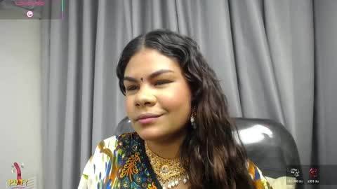 Snapshot of yaazhini457034 chatting on 05-06-26, 11:48 yazhini online show from 05-06-26, 11:48