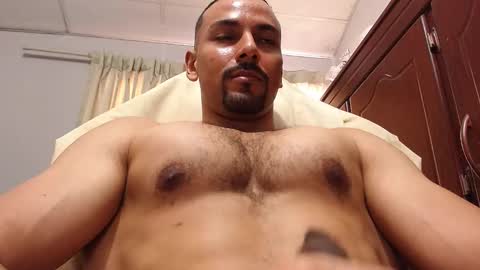 Snapshot of yagofox chatting on 01-13-25, 06:38 Yago Fox online show from 01-13-25, 06:38