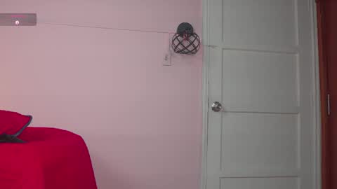 petronila online show from 12-18-25, 12:49