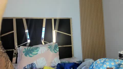 Yahaira online show from 03-06-26, 02:24