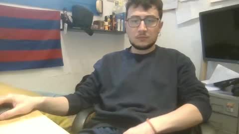 Snapshot of yakajoe97 chatting on 02-05-25, 10:41 yakajoe97 online show from 02-05-25, 10:41