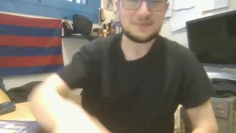 Snapshot of yakajoe97 chatting on 02-12-25, 11:51 yakajoe97 online show from 02-12-25, 11:51