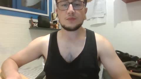 Snapshot of yakajoe97 chatting on 09-24-25, 08:12 yakajoe97 online show from 09-24-25, 08:12