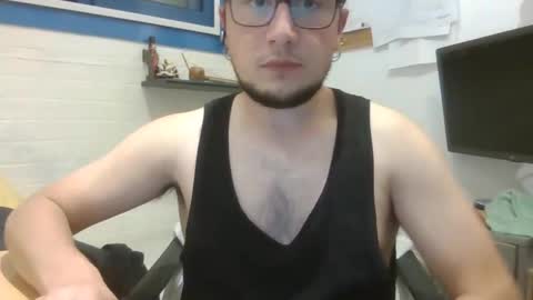 Snapshot of yakajoe97 chatting on 10-13-25, 08:53 yakajoe97 online show from 10-13-25, 08:53