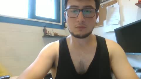 Snapshot of yakajoe97 chatting on 10-22-25, 12:49 yakajoe97 online show from 10-22-25, 12:49