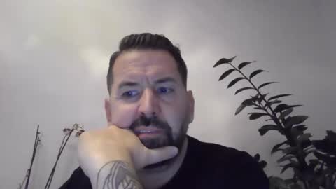 Snapshot of yakijoe chatting on 10-27-25, 10:14 yakijoe online show from 10-27-25, 10:14