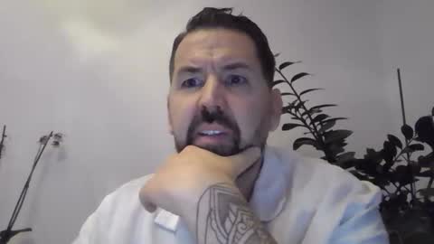 Snapshot of yakijoe chatting on 10-30-25, 11:16 yakijoe online show from 10-30-25, 11:16