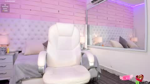 Yakeline online show from 01-17-25, 08:33