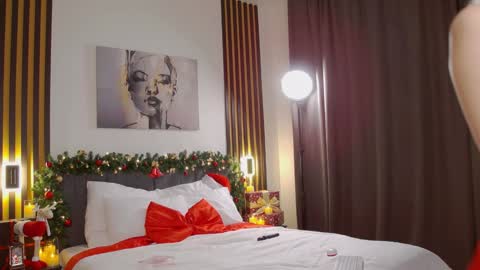 Snapshot of yamaguchi_ chatting on 12-24-24, 04:55 yamaguchi_ online show from 12-24-24, 04:55