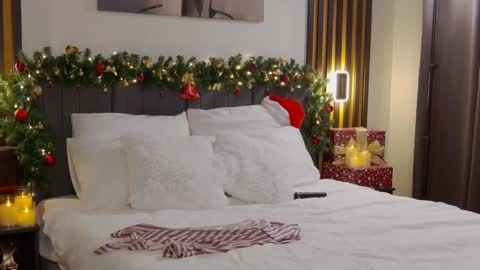 Snapshot of yamaguchi_ chatting on 12-30-24, 04:42 yamaguchi_ online show from 12-30-24, 04:42